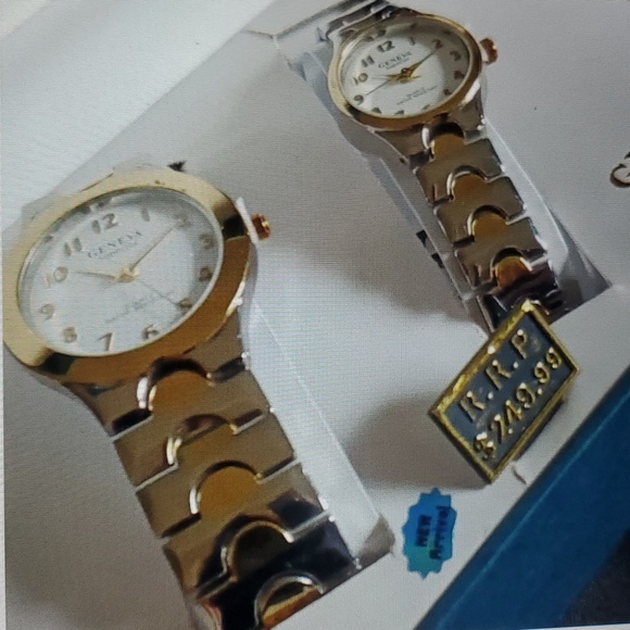 ⭐️⭐️⭐️⭐️⭐️Brand new 2 watch set comes with box special price ⭐️⭐️⭐️ - Picture 5 of 8